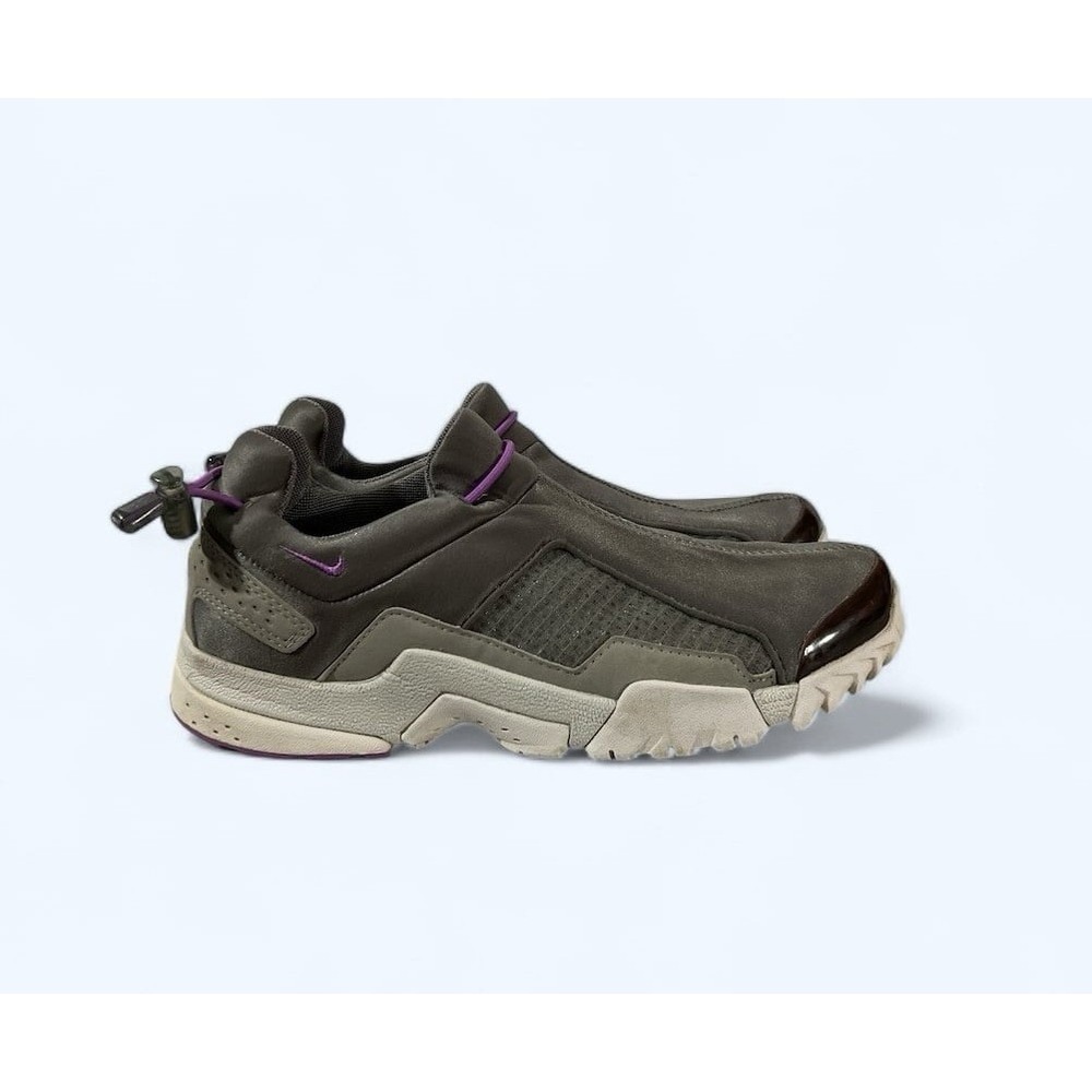 VINTAGE NIKE ACG SHOES WOMENS 9
